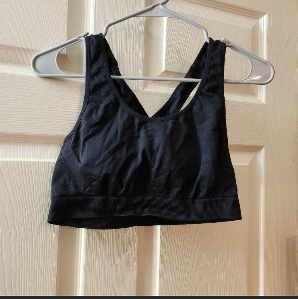 Black Sports Bra